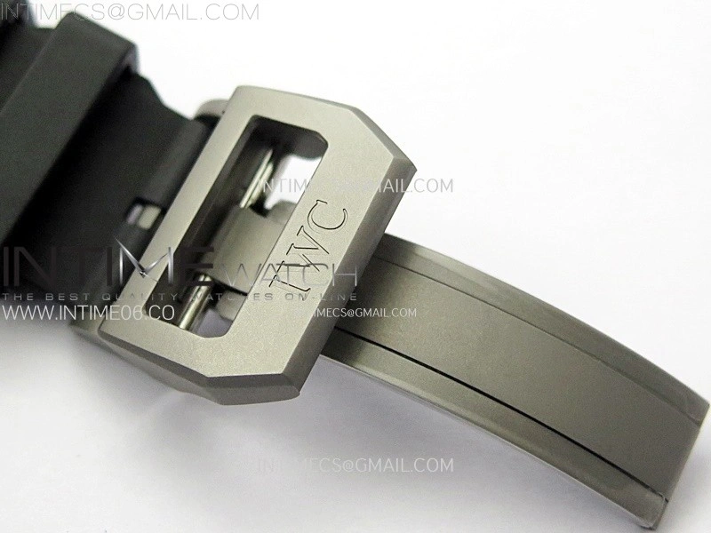 Big Pilot IW329801 Real Ceramic M+F 1:1 Best Edition Black Dial on Black Rubber Strap SEIKO 8N-24