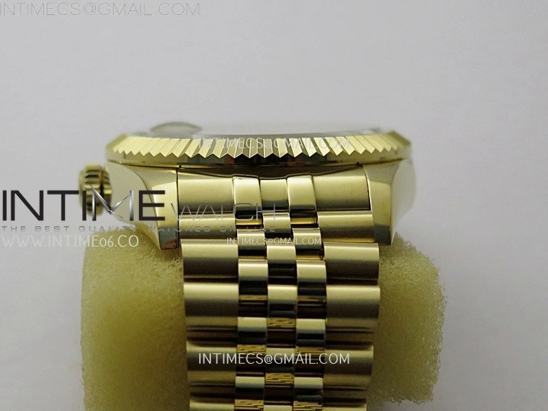 Sky-Dweller 326935 904L YG Noob 1:1 Best Edition Black Dial on YG Jubilee Bracelet Asian 23J to 9001