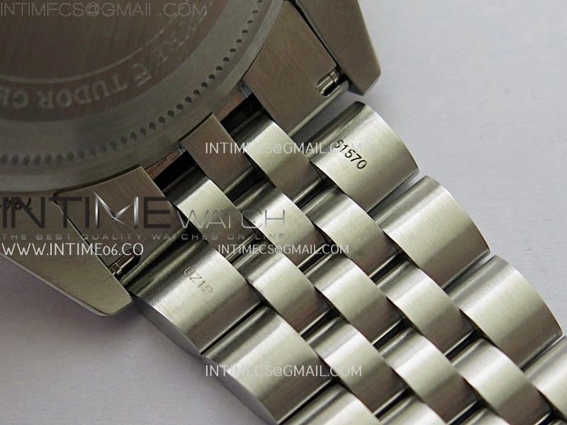 Heritage Black Bay M7941A1A0NU-0003 41mm SS ZF 1:1 Best Edition Black Dial Black Bezel on SS Bracelet A2824