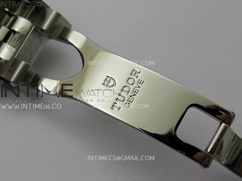 Heritage Black Bay M7941A1A0NU-0003 41mm SS ZF 1:1 Best Edition Black Dial Black Bezel on SS Bracelet A2824