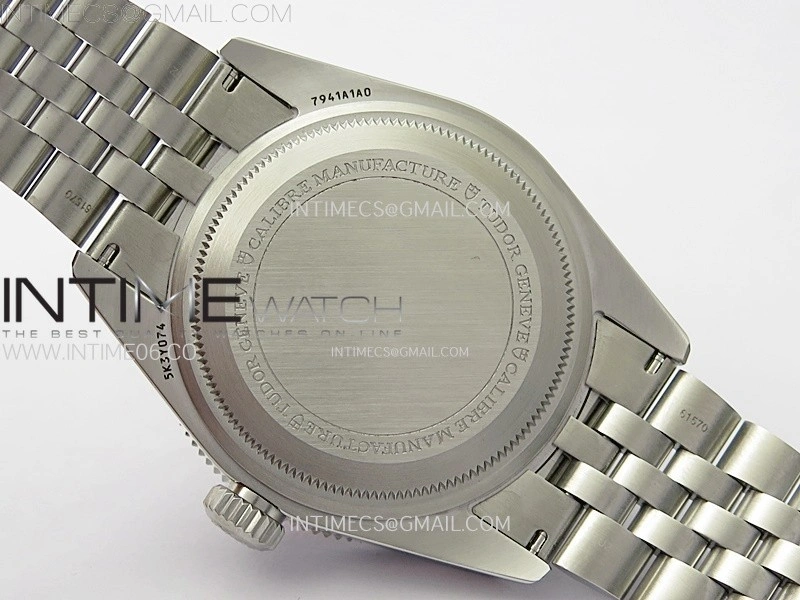 Heritage Black Bay M7941A1A0RU-0003 41mm SS ZF 1:1 Best Edition Black Dial Red Bezel on SS Bracelet A2824