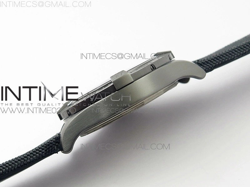 AVENGER BLACKBIRD V17311 Ti DLC 1:1 Best Edition Black Dial on Nylon Strap A2824