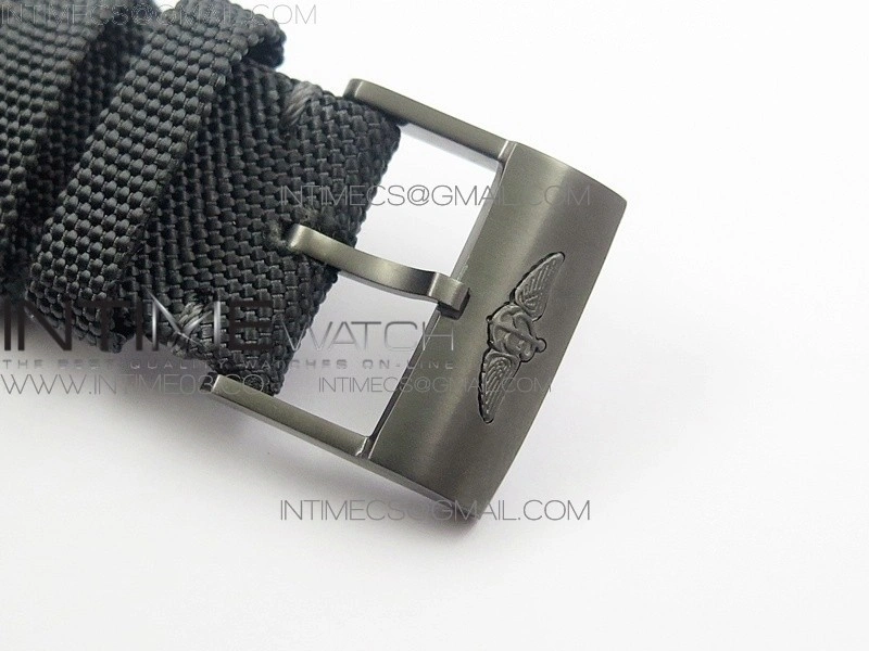 AVENGER BLACKBIRD V17311 Ti DLC 1:1 Best Edition Black Dial on Nylon Strap A2824
