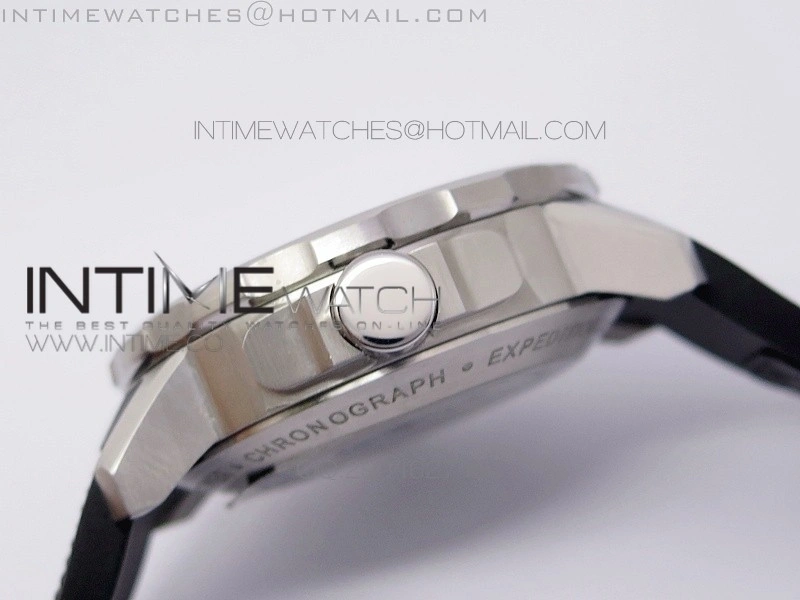 Aquatimer Costeau Diver Chrono SS White Dial on Black Rubber Strap A7750