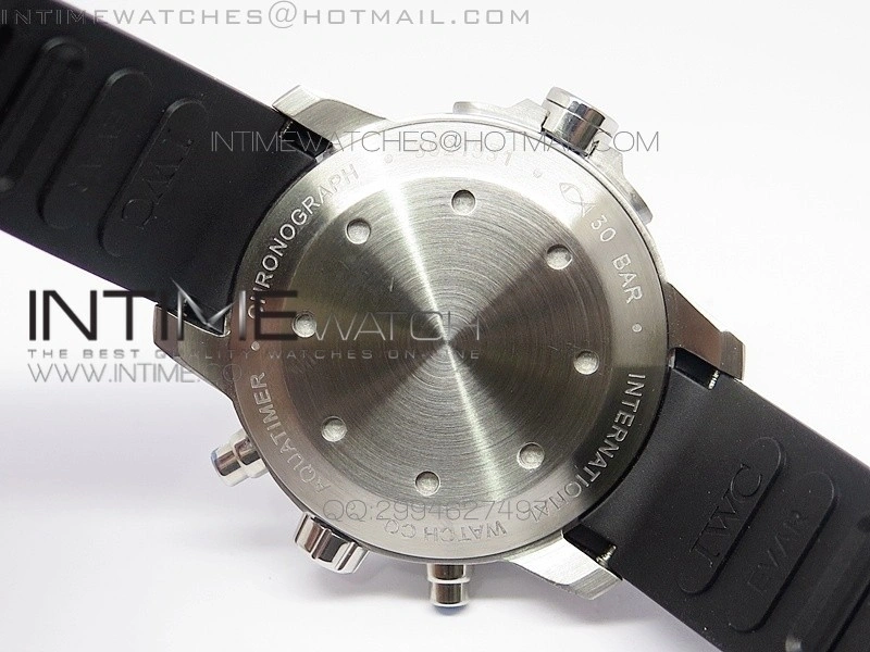 Aquatimer Costeau Diver Chrono SS White Dial on Black Rubber Strap A7750