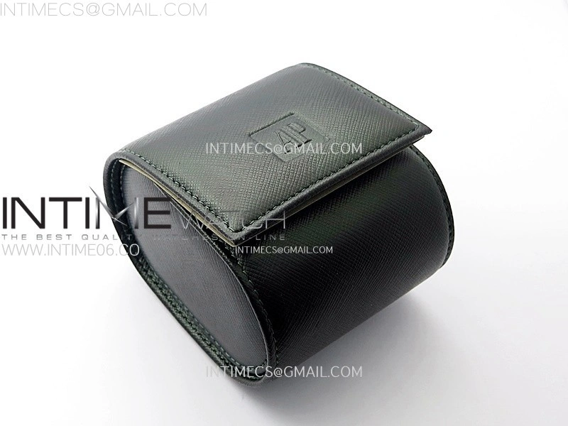 Audemars Piguet VIP Travel box with cards