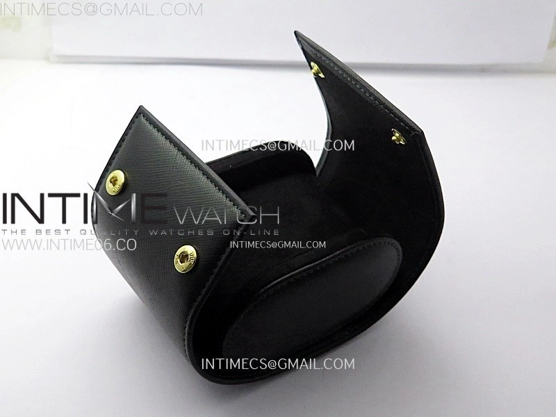 Audemars Piguet VIP Travel box with cards
