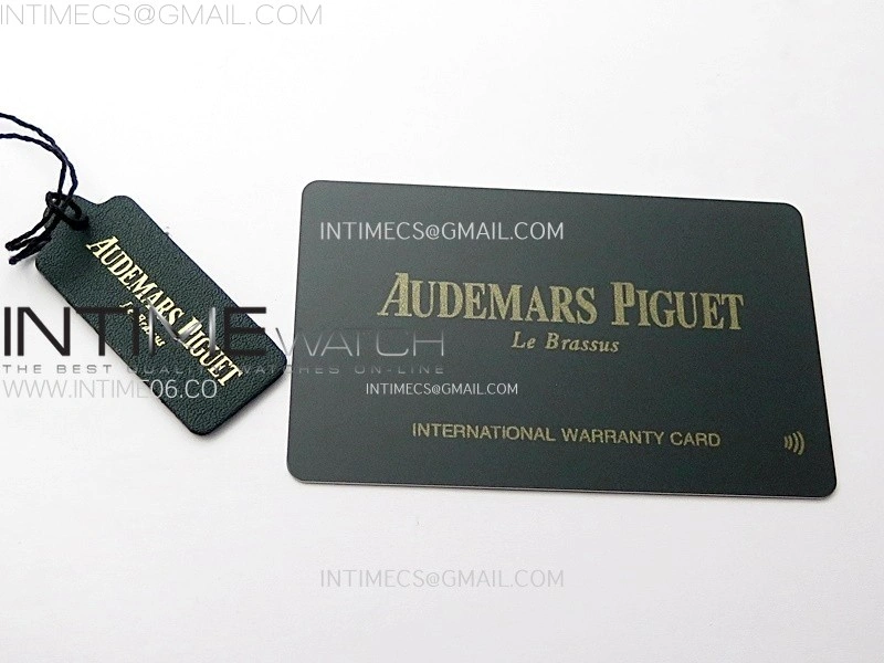 Audemars Piguet VIP Travel box with cards