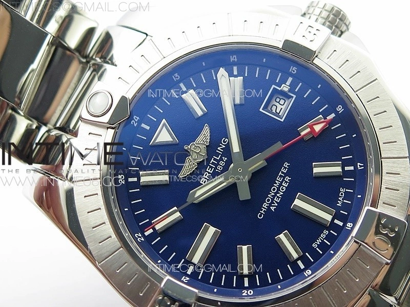 Avenger Automatic 43mm GMT SS B50 Best Edition Blue Dial on SS Bracelet A2824