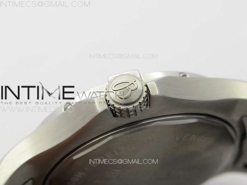 Avenger Automatic 43mm GMT SS B50 Best Edition Blue Dial on SS Bracelet A2824