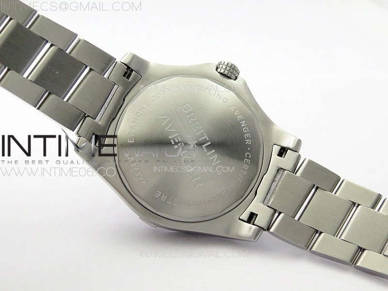Avenger Automatic 43mm GMT SS B50 Best Edition Blue Dial on SS Bracelet A2824