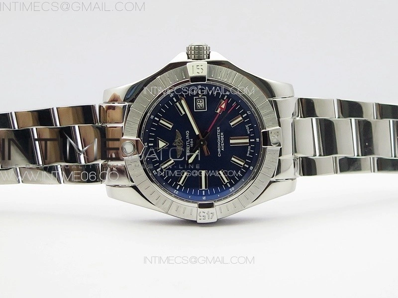 Avenger Automatic 43mm GMT SS B50 Best Edition Blue Dial on SS Bracelet A2824