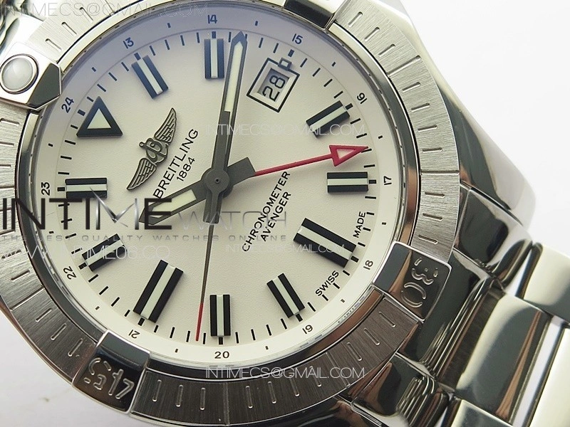 Avenger Automatic 43mm GMT SS B50 Best Edition White Dial on SS Bracelet A2824