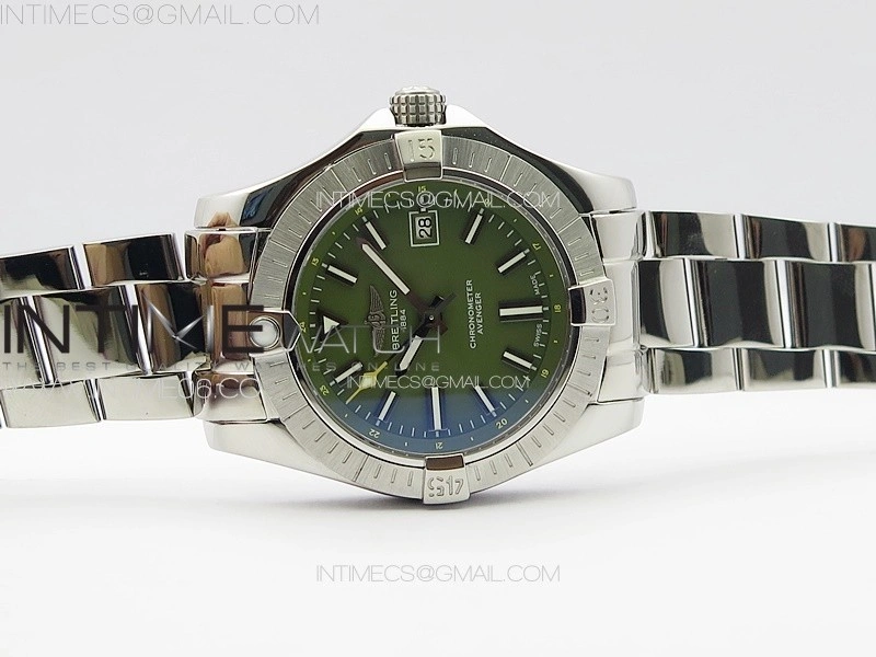 Avenger Automatic 43mm SS B50 Best Edition Green Dial on SS Bracelet A2824