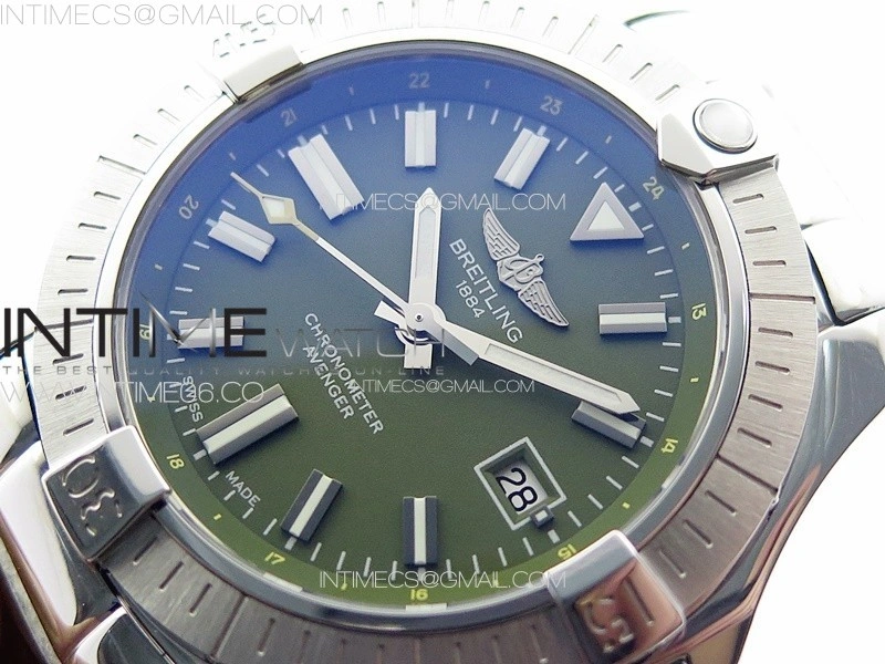 Avenger Automatic 43mm SS B50 Best Edition Green Dial on SS Bracelet A2824