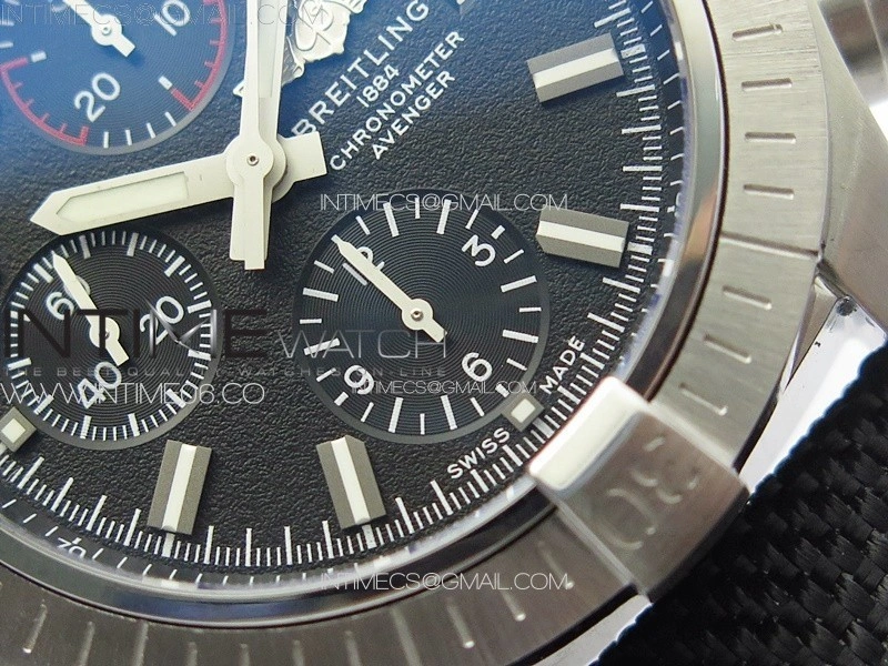 Avenger Chrono SS Red Second hand B50 Black Dial on Black Nylon Strap A7750