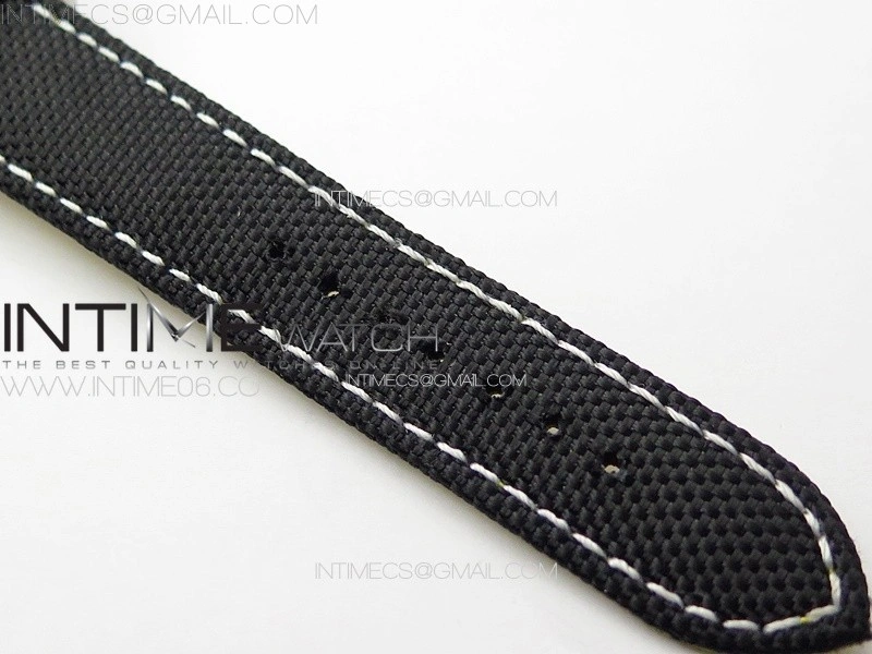 Avenger Chrono SS Red Second hand B50 Black Dial on Black Nylon Strap A7750