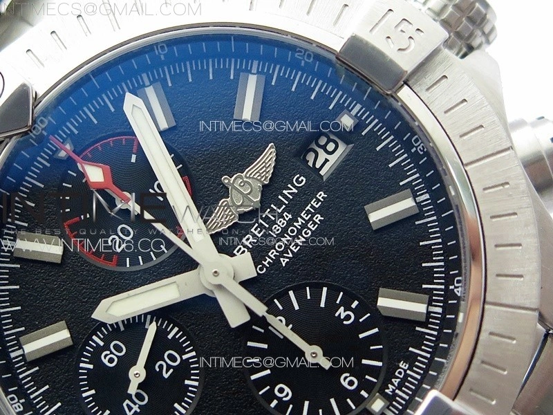 Avenger Chrono SS Red Second hand B50 Black Dial on SS Bracelet A7750