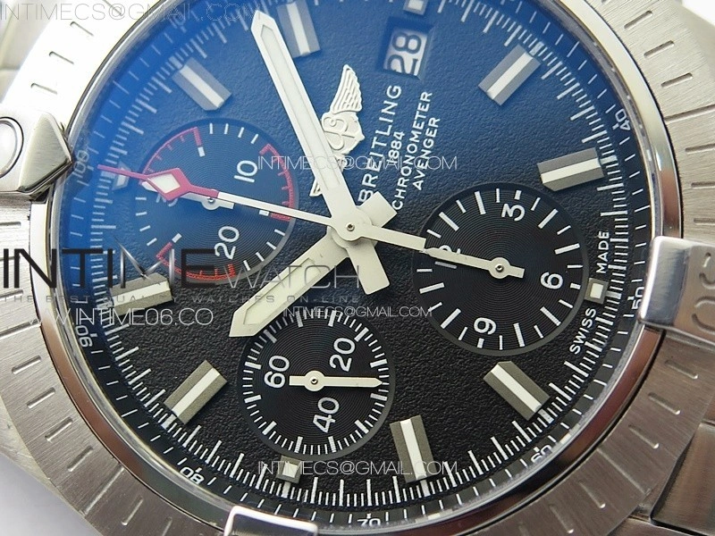 Avenger Chrono SS Red Second hand B50 Black Dial on SS Bracelet A7750