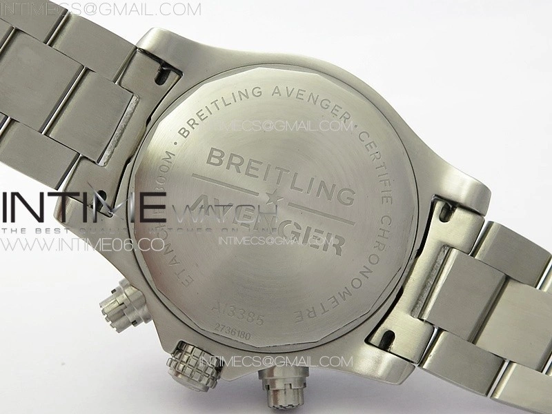Avenger Chrono SS Red Second hand B50 Black Dial on SS Bracelet A7750