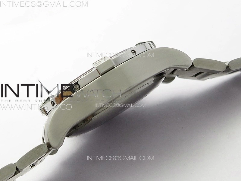 Avenger Chrono SS White Second hand B50 Black Dial on SS Bracelet A7750