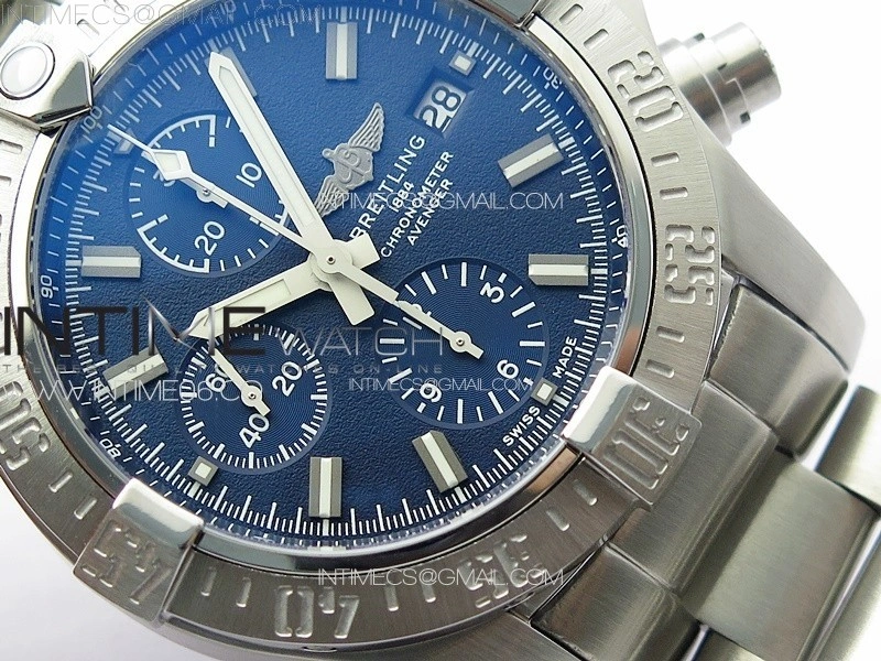 Avenger Chrono SS White Second hand B50 Blue Dial on SS Bracelet A7750