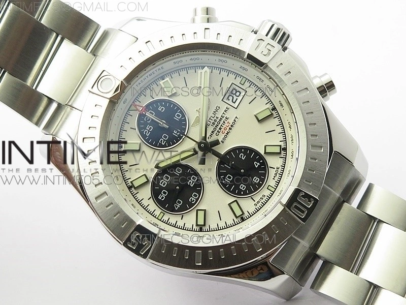 Avenger Chronograph 43mm SS B12F Best Edition White Dial on SS Bracelet A7750