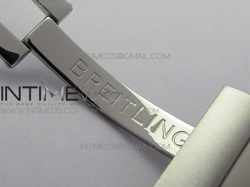Avenger Chronograph 43mm SS B12F Best Edition White Dial on SS Bracelet A7750