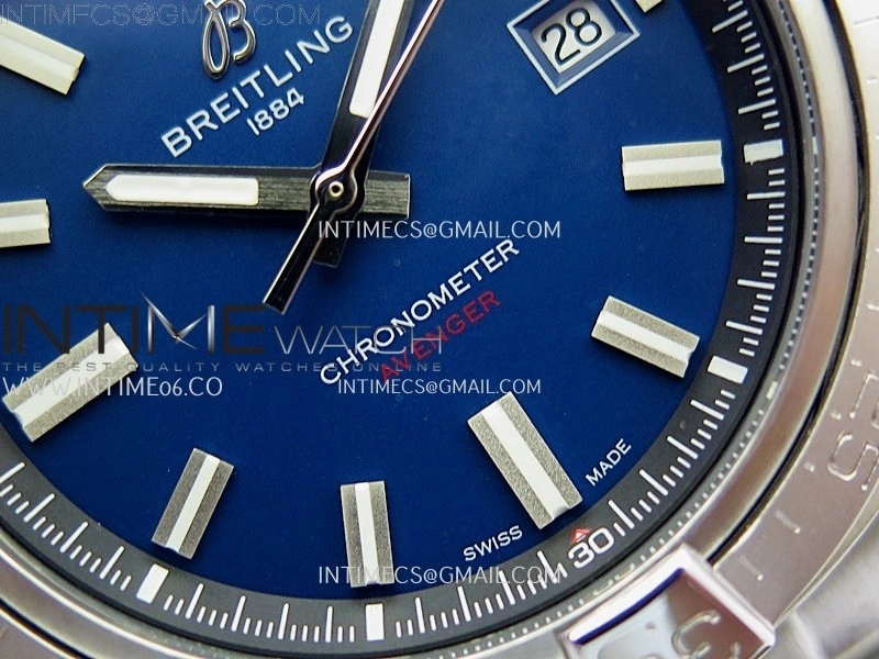 Avenger Chronometer 42mm SS BLSF 1:1 Best Version Blue Dial On SS Bracelet A2824