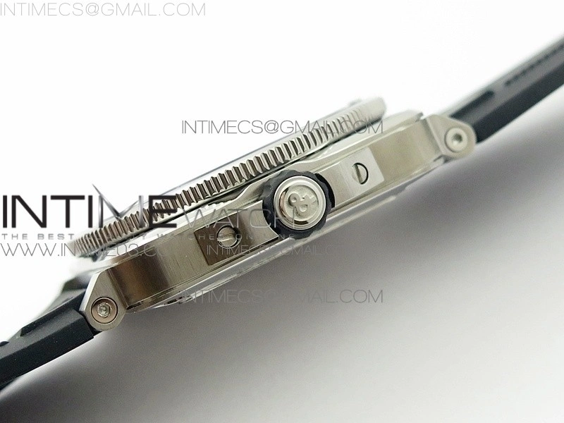 BR 03-92 Diver SS Black Dial on Rubber Strap MIYOTA 9015