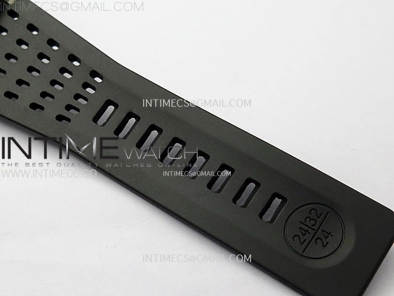BR 03-94 Chrono Ti B12 Carbon Dial on Black Rubber Strap A7750