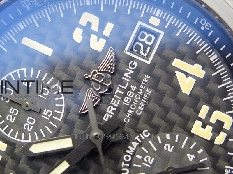 Avenger Bandit Titanium DLC B50 Best Edition Gray Carbon Dial on Green Nylon Strap A7750