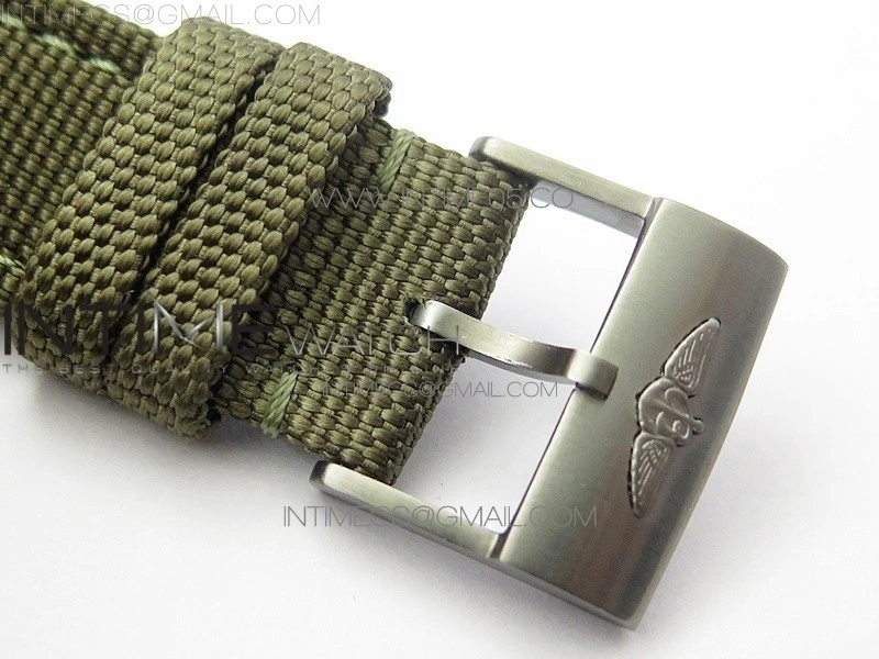 Avenger Bandit Titanium DLC B50 Best Edition Gray Carbon Dial on Green Nylon Strap A7750