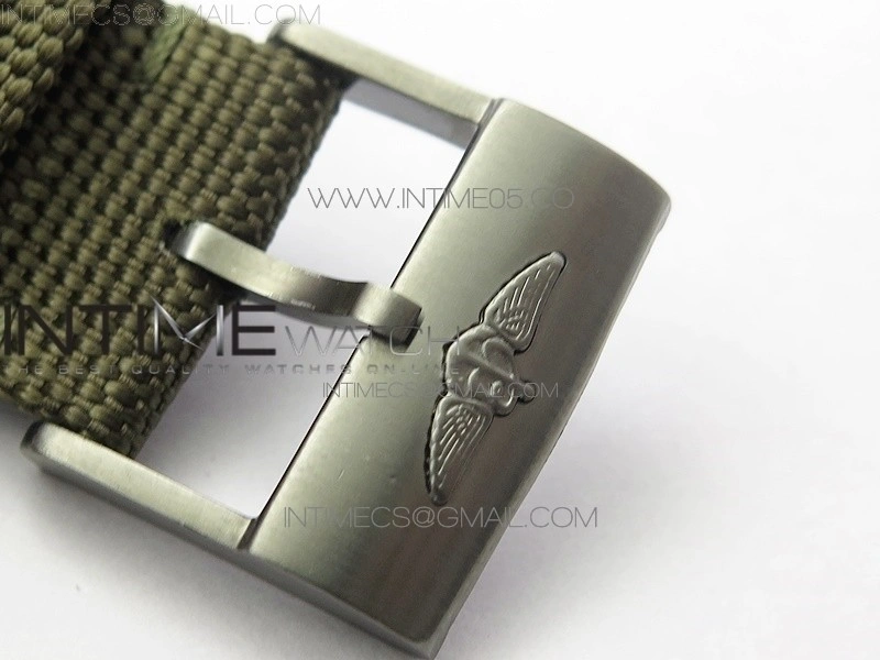 Avenger Bandit Titanium DLC B50 Best Edition Gray Carbon Dial on Green Nylon Strap A7750