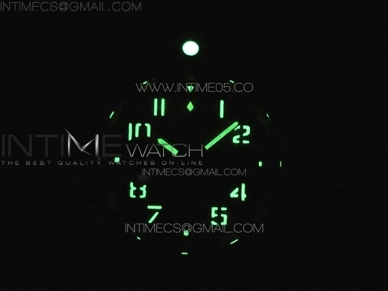 Avenger Bandit Titanium DLC B50 Best Edition Gray Carbon Dial on Green Nylon Strap A7750