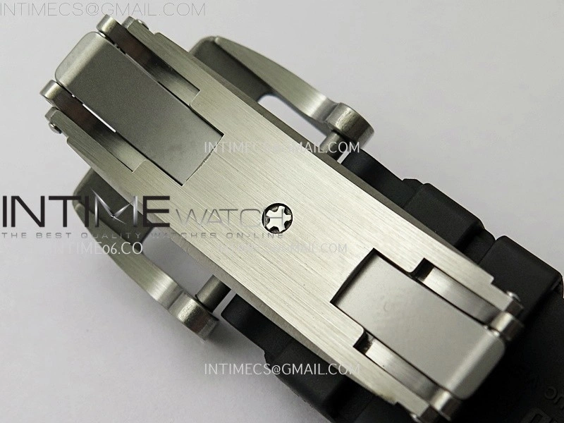 RM055 NTPT Ti APSF 1:1 Best Edition Black Inner Bezel Red Crown on Black Rubber Strap RMUL2 Super Clone