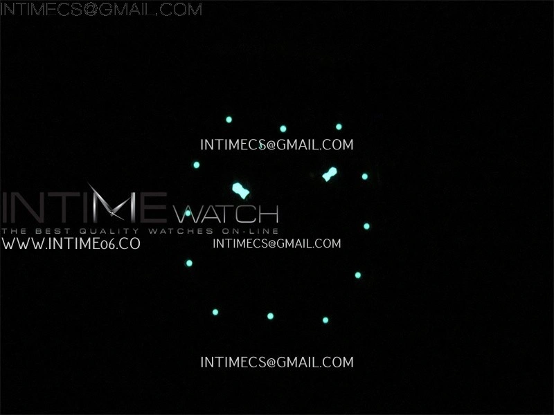 RM055 NTPT Ti APSF 1:1 Best Edition Black Inner Bezel Red Crown on Black Rubber Strap RMUL2 Super Clone