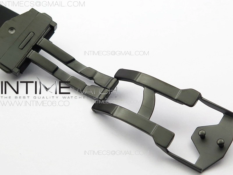 Big Bang Sang Bleu II Black Ceramic BBF Best Edition on Black Rubber Strap A1240