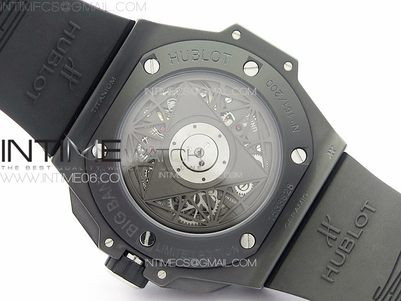 Big Bang Sang Bleu II Black Ceramic BBF Best Edition on Black Rubber Strap A1240