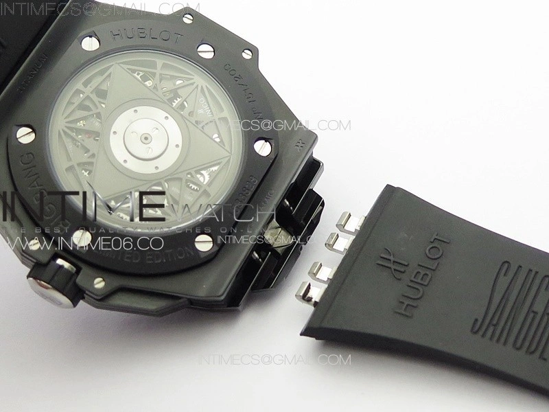 Big Bang Sang Bleu II Black Ceramic BBF Best Edition on Black Rubber Strap A1240