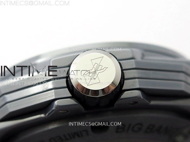 Big Bang Sang Bleu II Gray Ceramic BBF Best Edition on Gray Rubber Strap A1240