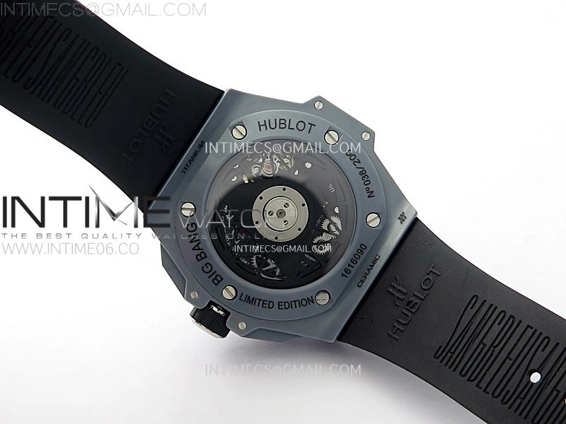 Big Bang Sang Bleu II Gray Ceramic BBF Best Edition on Gray Rubber Strap A1240