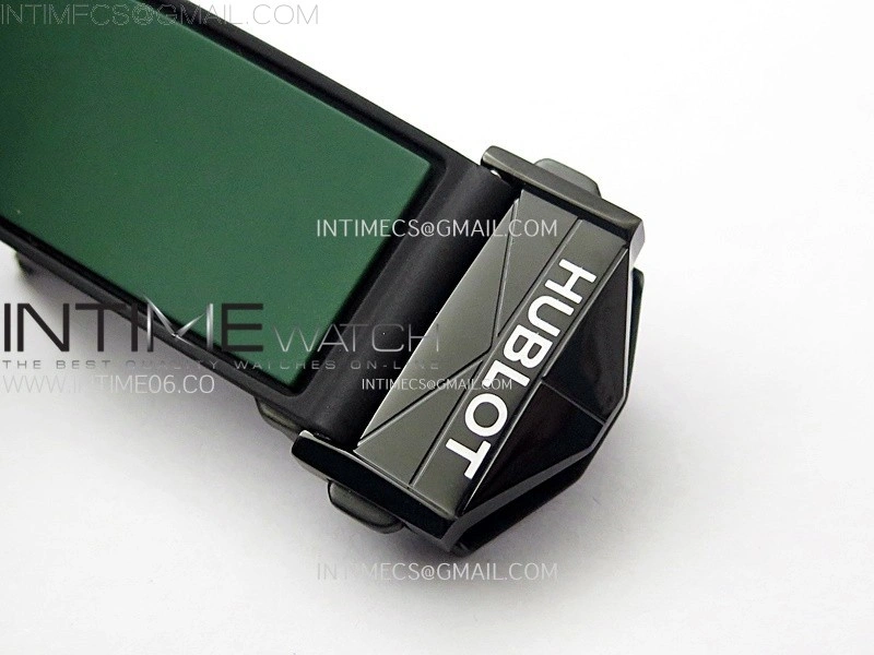 Big Bang Sang Bleu II Green Ceramic BBF Best Edition on Green Rubber Strap A1240