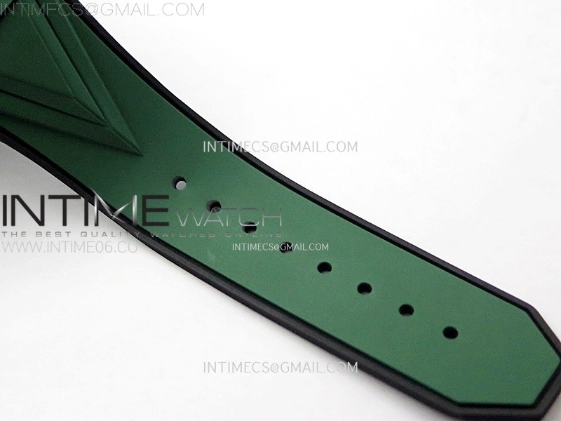 Big Bang Sang Bleu II Green Ceramic BBF Best Edition on Green Rubber Strap A1240