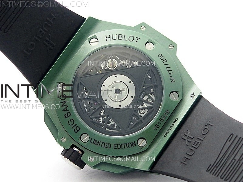 Big Bang Sang Bleu II Green Ceramic BBF Best Edition on Green Rubber Strap A1240