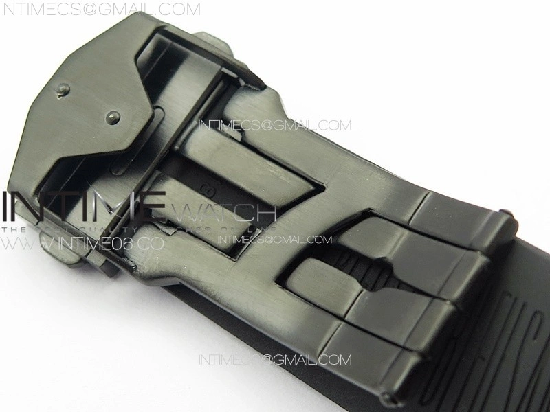Big Bang Sang Bleu II White Ceramic BBF Best Edition on White Rubber Strap A1240