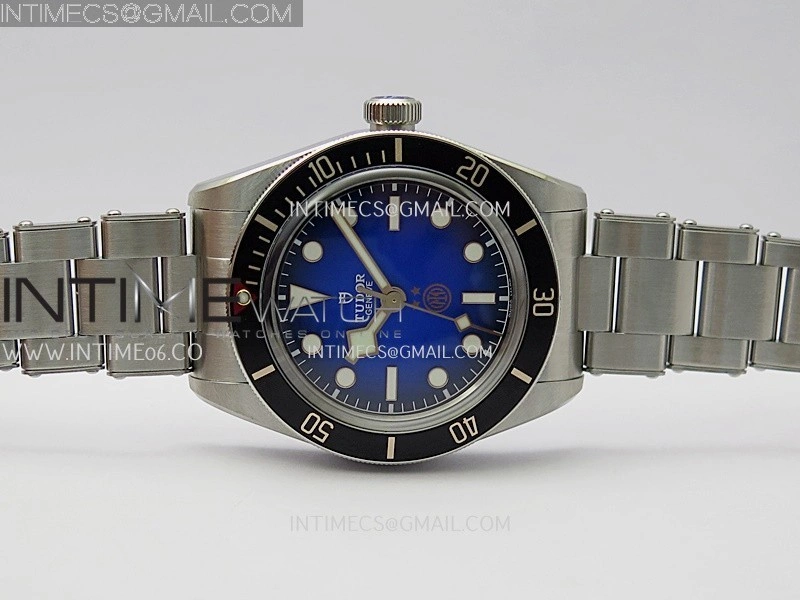Heritage Black Bay M79030 Campioni D'Italia 39mm SS ZF 1:1 Best Edition Blue Ombre Dial On SS Bracelet A2824