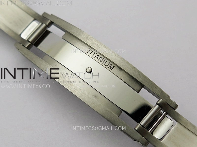RM055 White Ceramic ZF 1:1 Best Edition Skeleton Dial On White Rubber Strap RMUL2 Super Clone