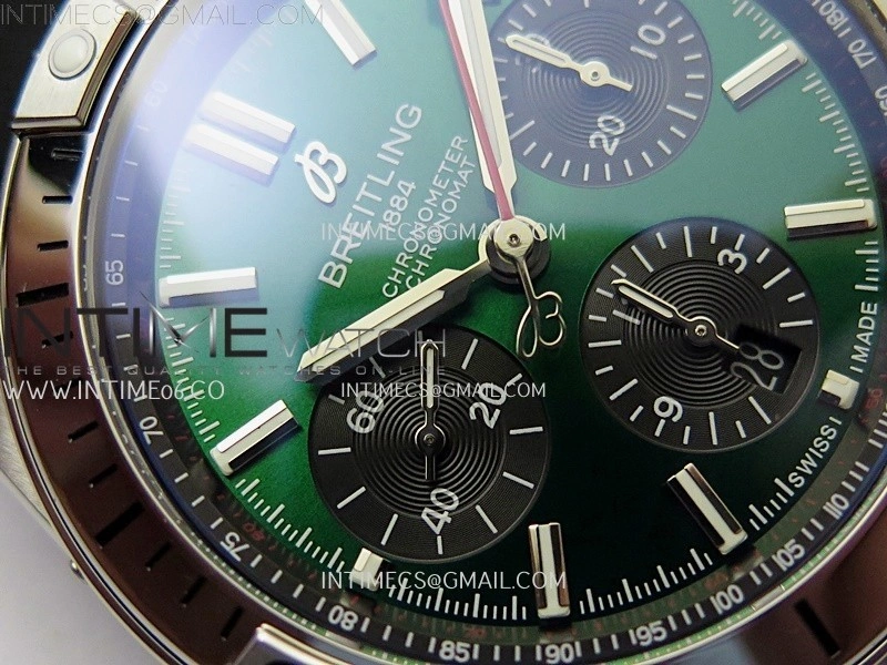 Chronomat B01 42mm SS TF 1:1 Best Edition Green Dial on Black Rubber Strap A7750