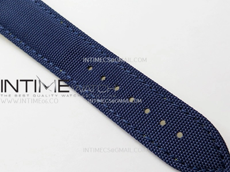 Avenger Chronometer 45mm GMT SS B50F 1:1 Best Edition Blue Dial On Blue Nylon Strap A2824
